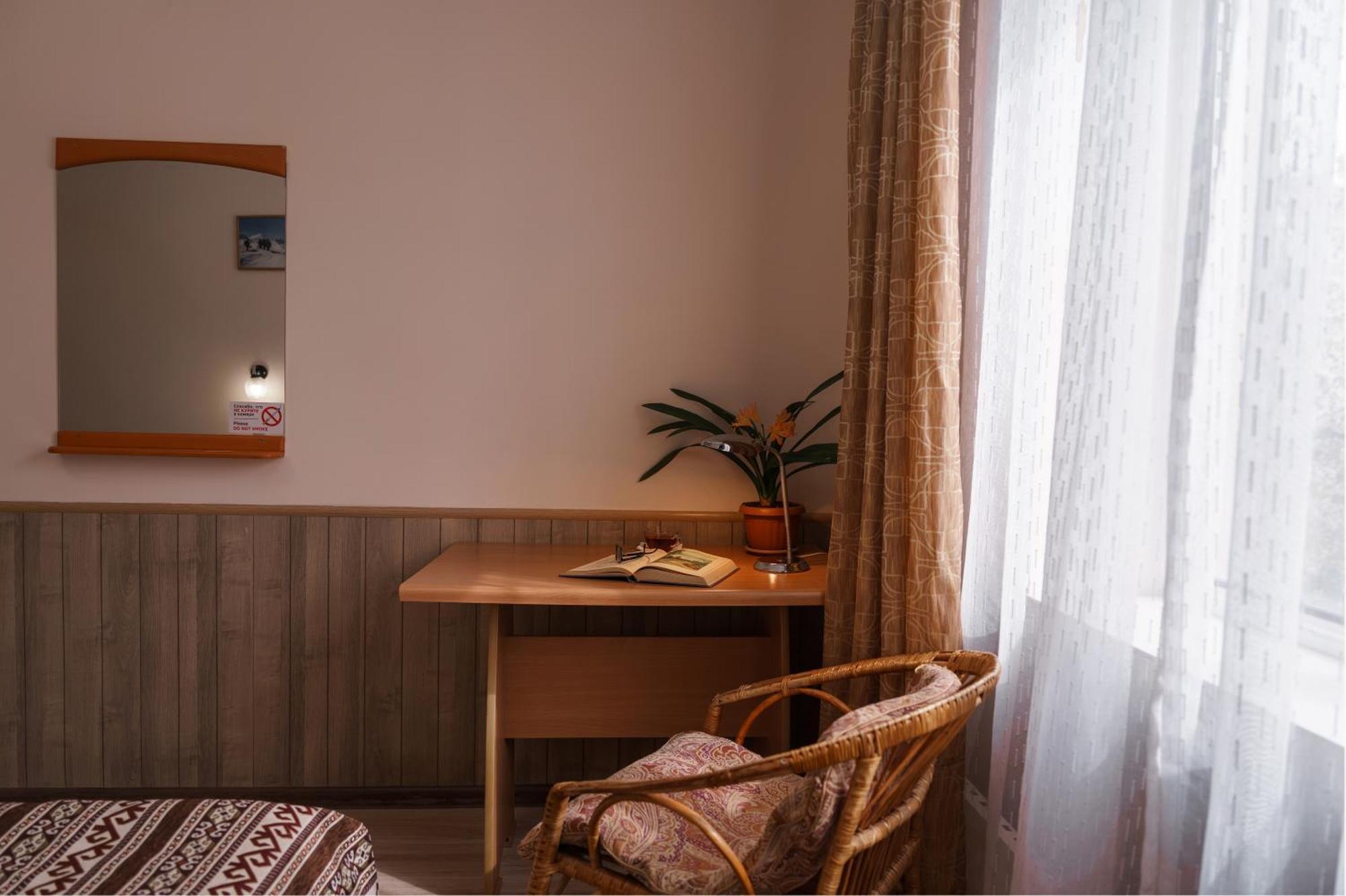 Alpinist Hotel Bişkek Dış mekan fotoğraf